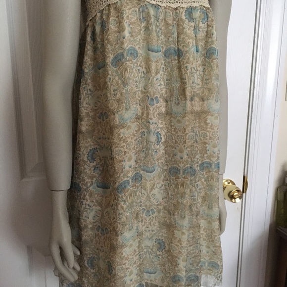 Maeve by Anthropologie Silk print mini dress with crochet details size Small. - Picture 2 of 9